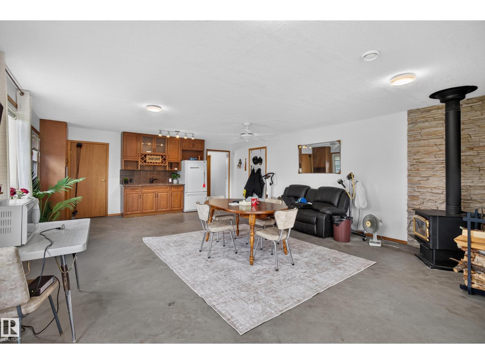 #350 52343 RGE ROAD 211 — photo 9