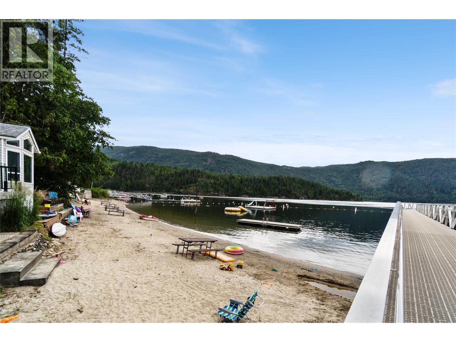 8 9032 Swanson Road, Swansea Point