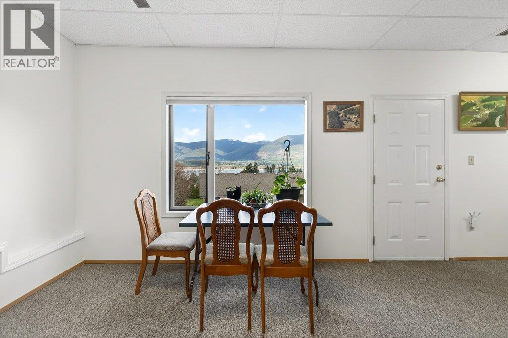 4751 Lakeshore Road NE - 31