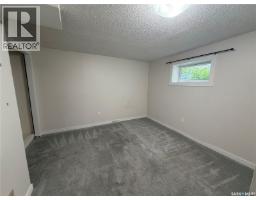 203 8th Street W, Saskatoon, SK S7M0B7 Photo 22