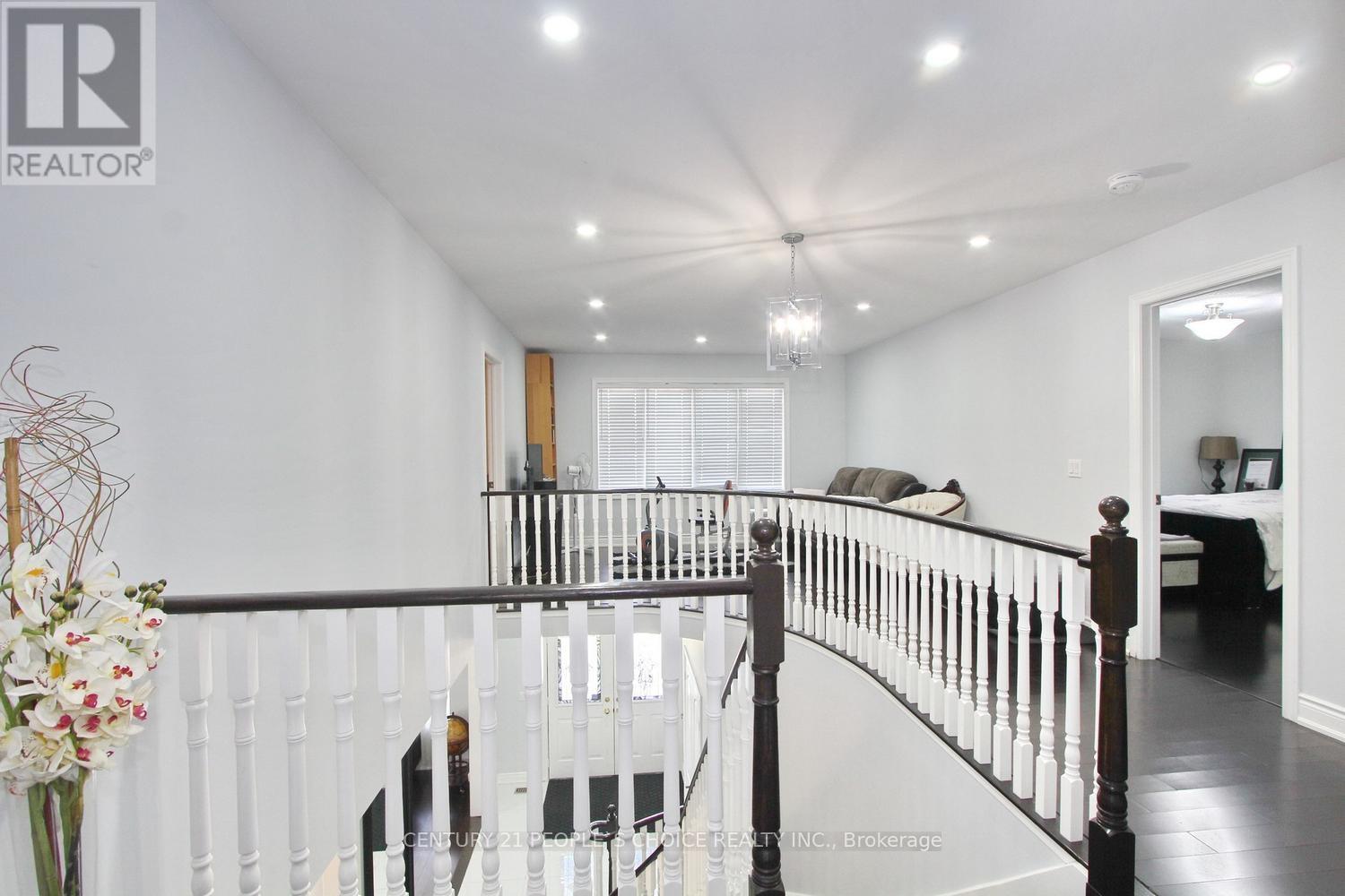 58 BRUNETTA WAY - 30
