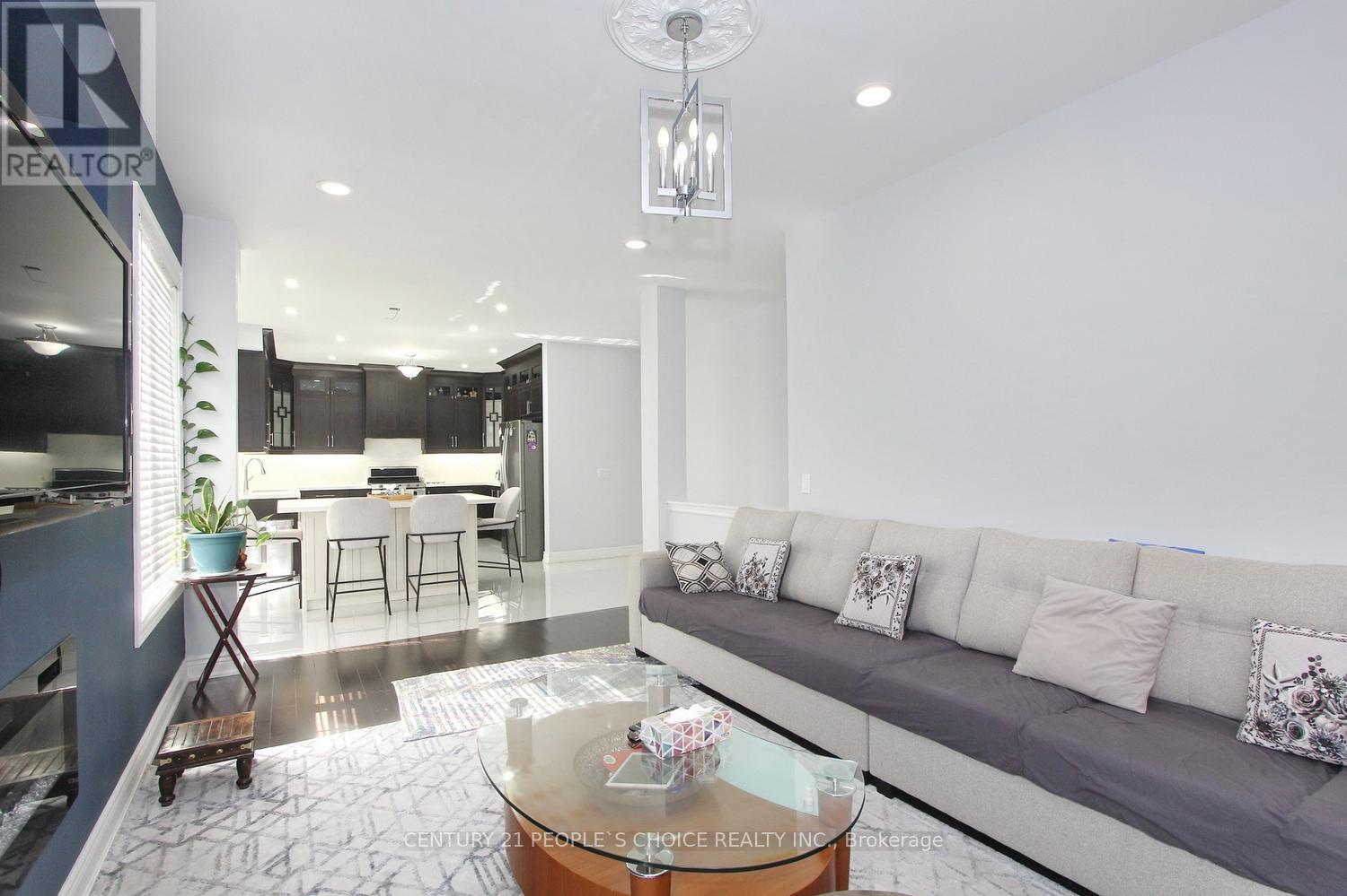 58 BRUNETTA WAY - 17
