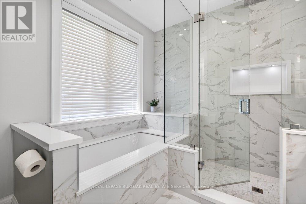 2470 APPLEWOOD DRIVE - 25