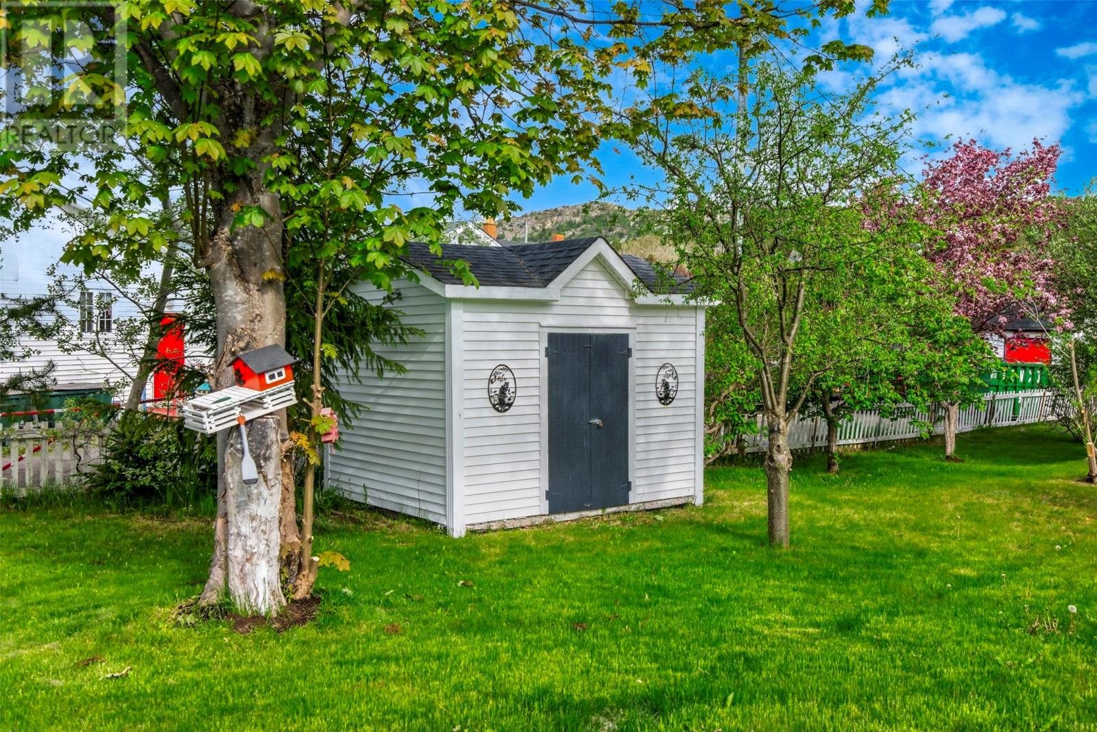 5-7 Magistrates Hill - 6