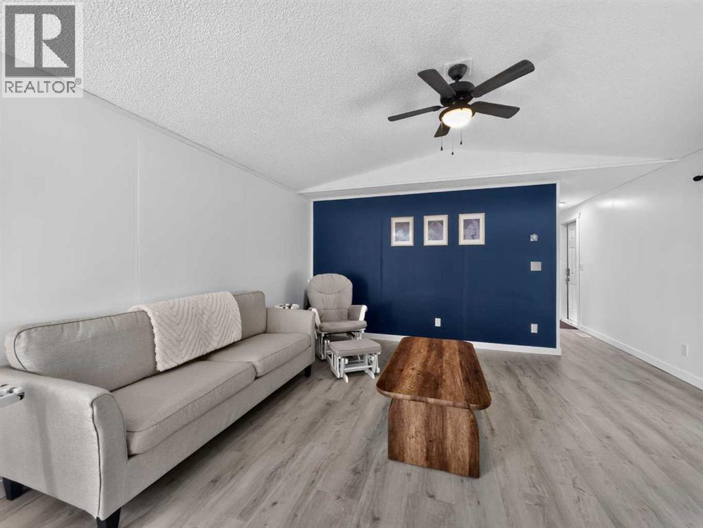 10517 102 Street - 7