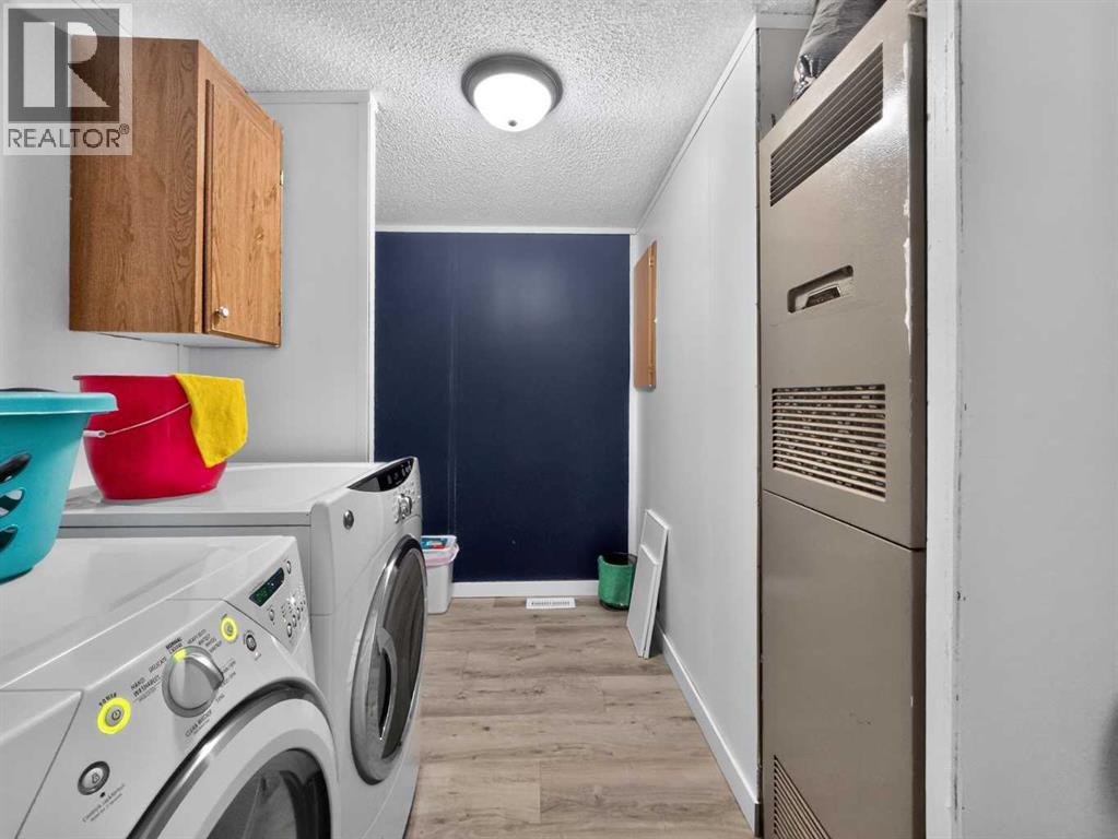 10517 102 Street - 17