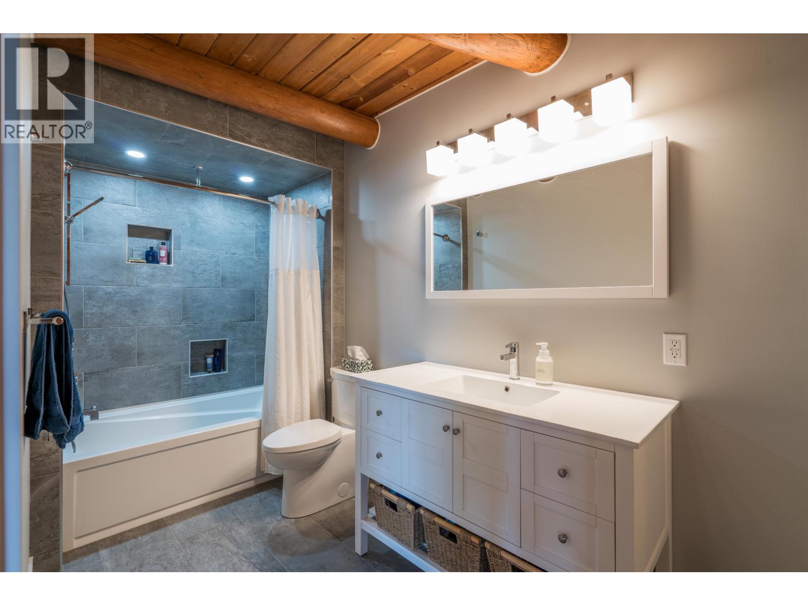 Photo 30 of 41 — 22405 CHIEF LAKE ROAD · Prince George, BC