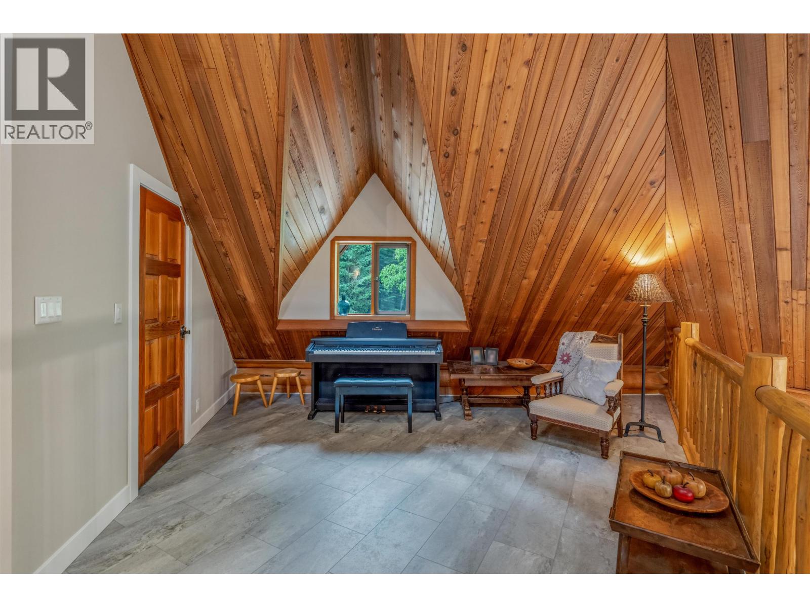 Photo 24 of 41 — 22405 CHIEF LAKE ROAD · Prince George, BC