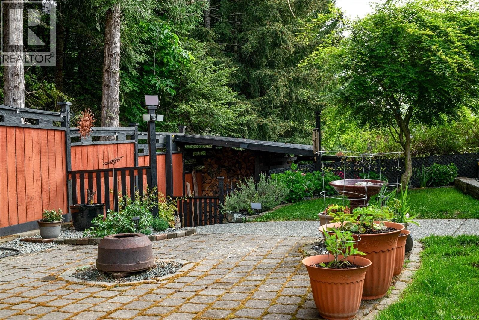 3319 Cook St - 50