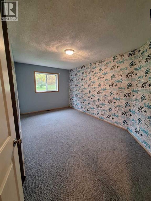 702041 RGE RD 172 — photo 18