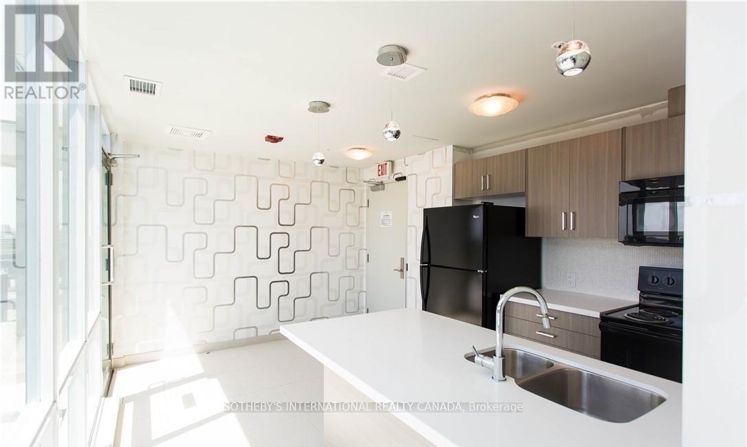 #201 80 ESTHER LORRIE DRIVE - 26