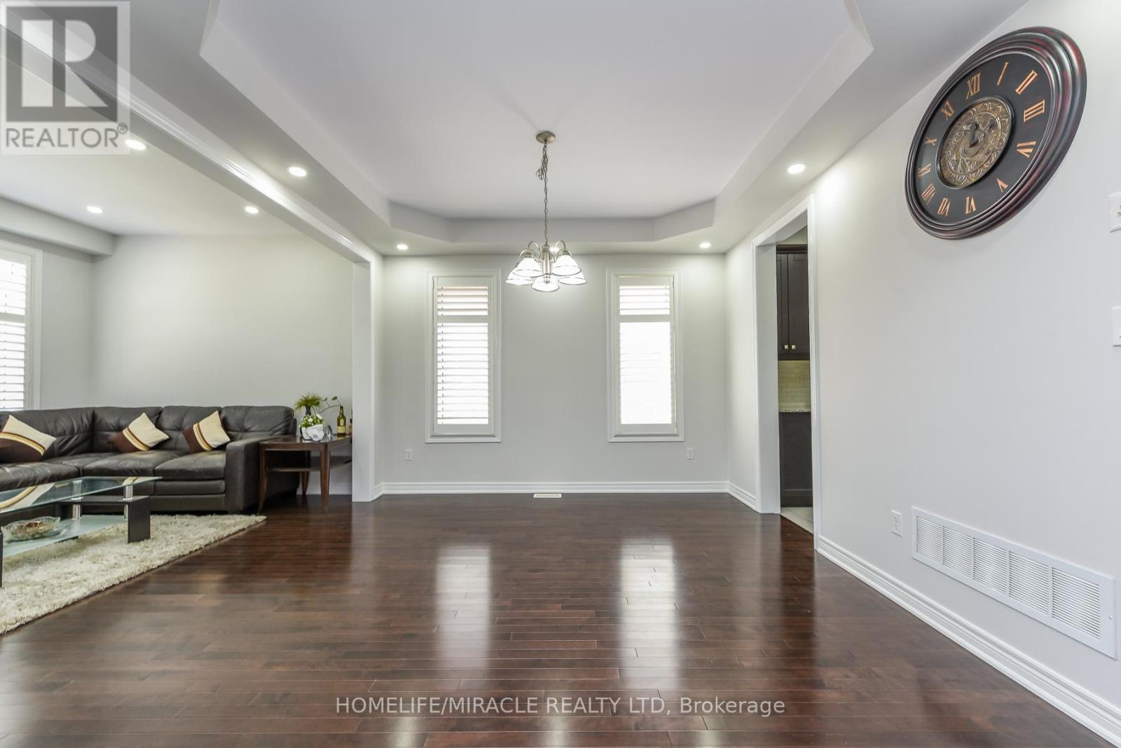 10 DANFIELD COURT - 11