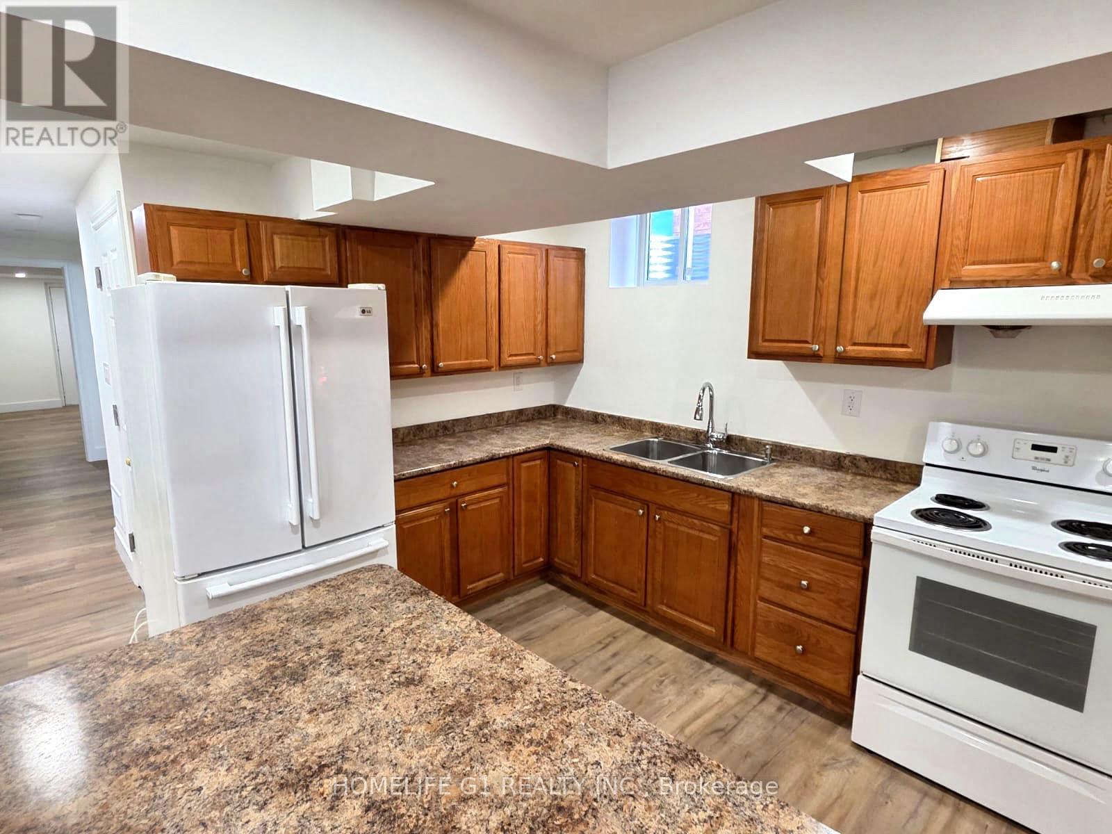 62 DEWSIDE DRIVE E - 24
