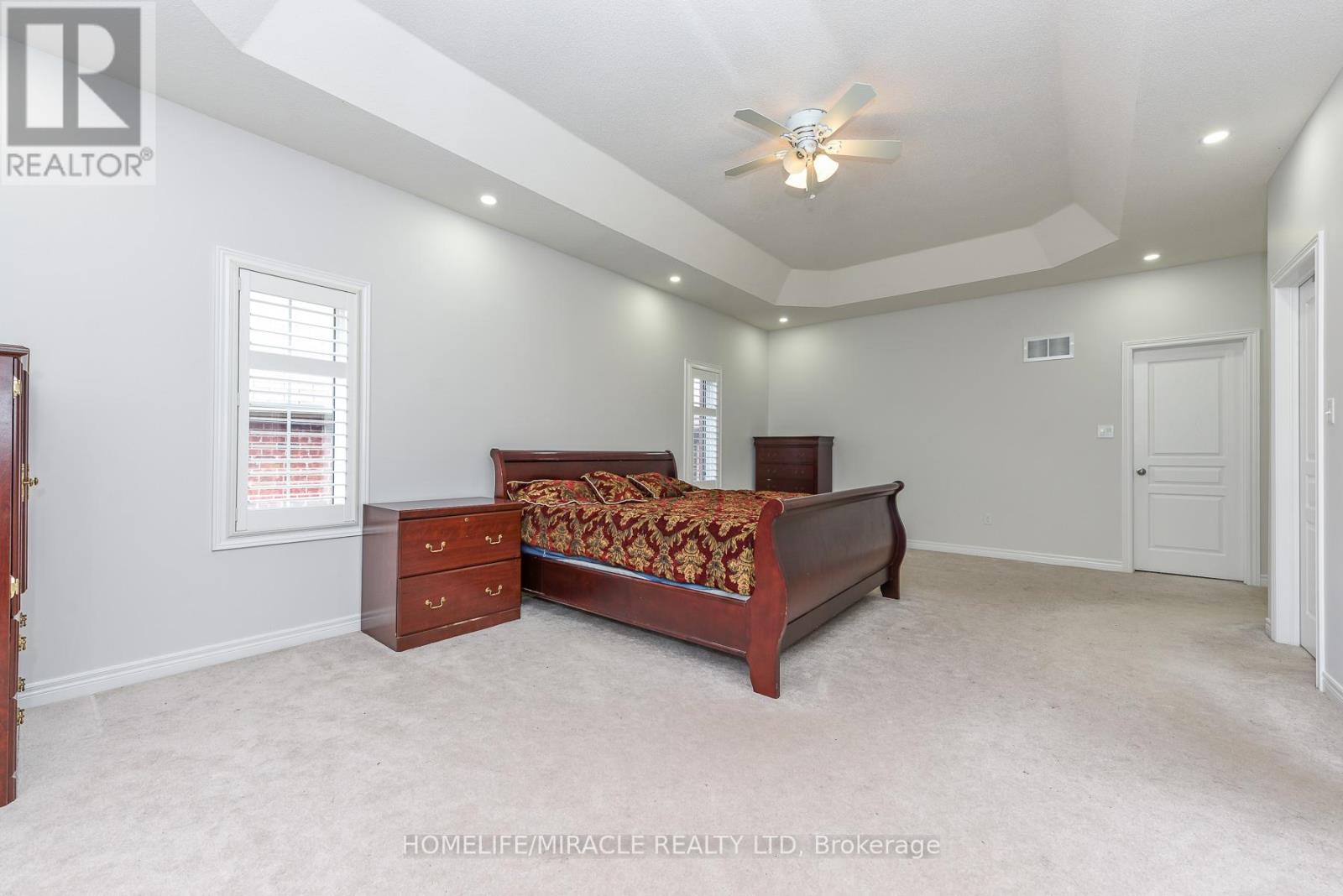 10 DANFIELD COURT - 22