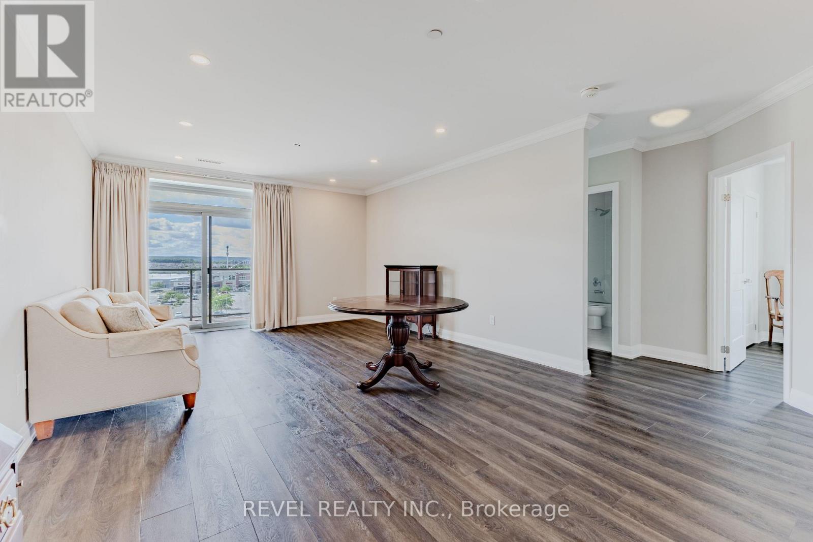 #605 830 MEGSON TERRACE - 3