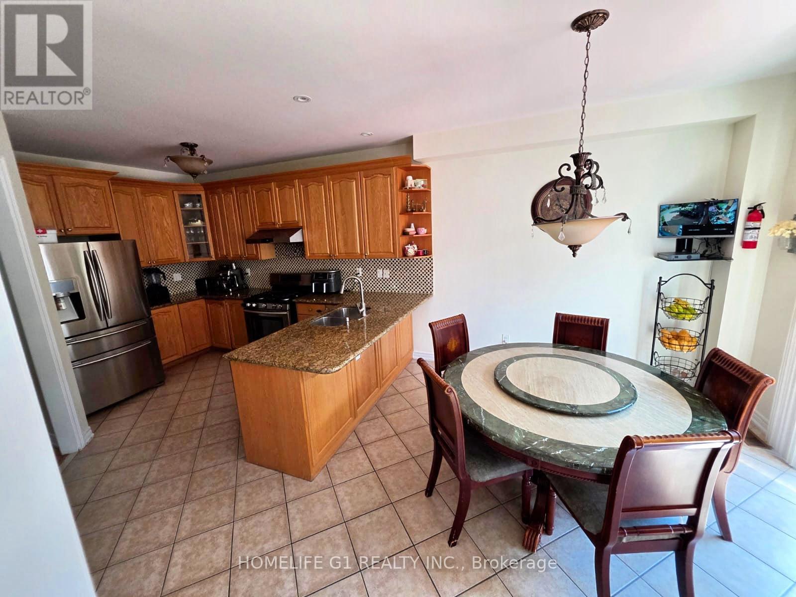 62 DEWSIDE DRIVE E - 4