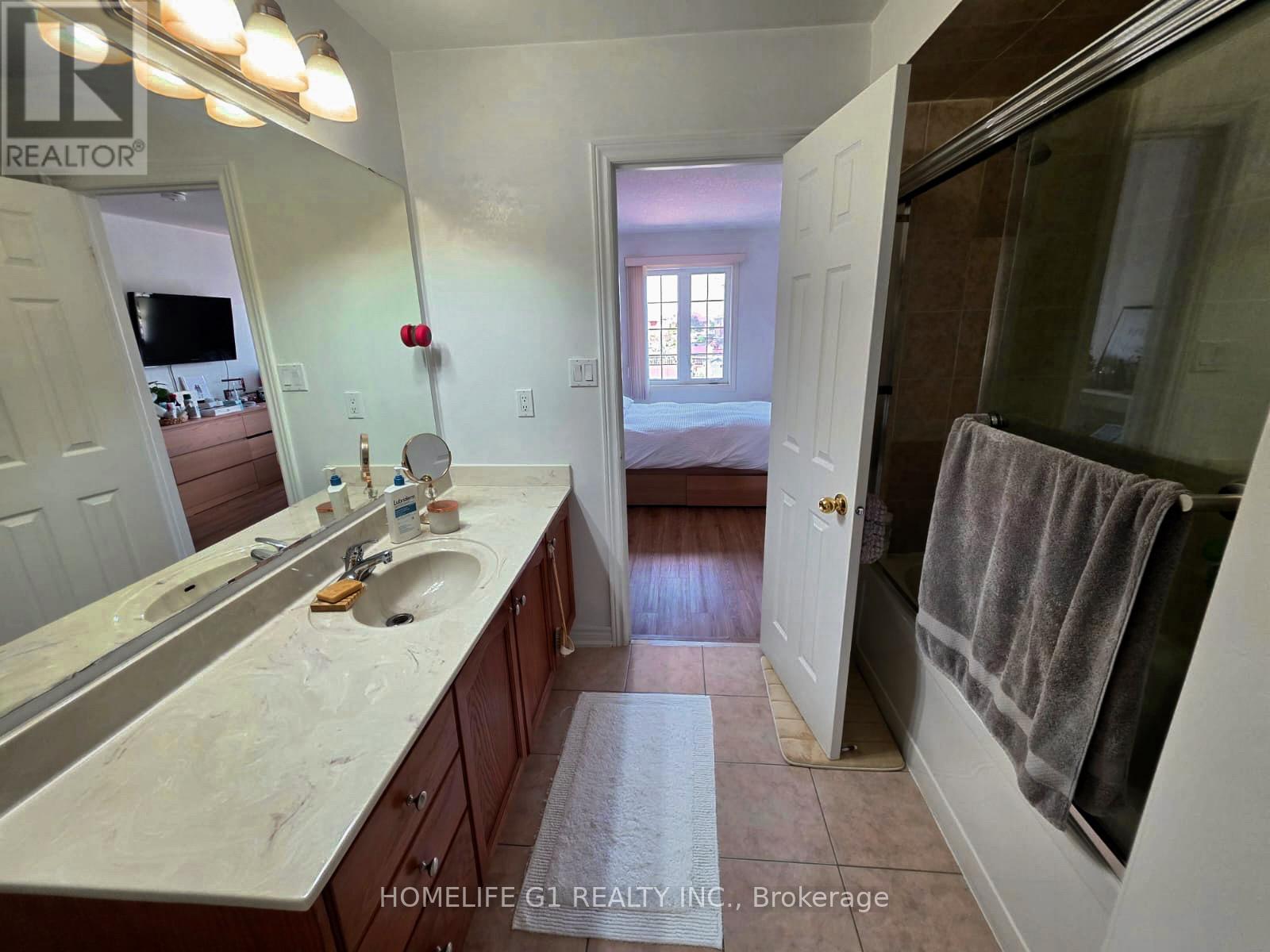 62 DEWSIDE DRIVE E - 18