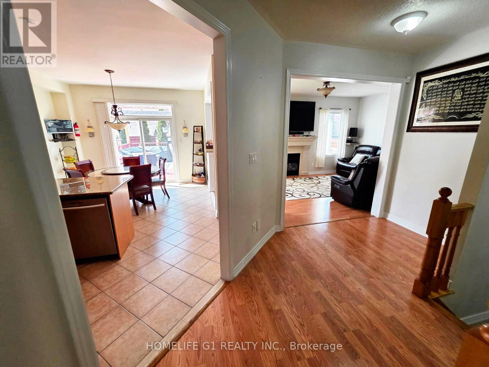 62 DEWSIDE DRIVE E - 3