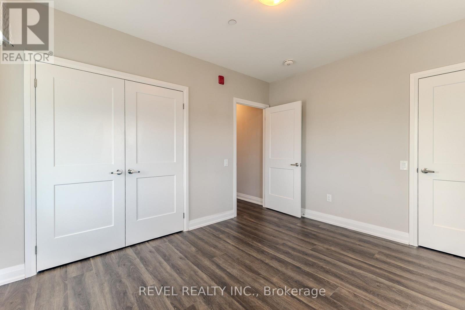 #605 830 MEGSON TERRACE - 11