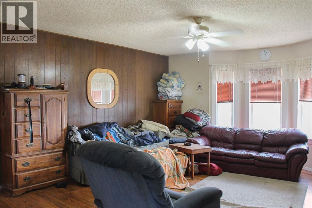 47038 Range Road 191 - 12