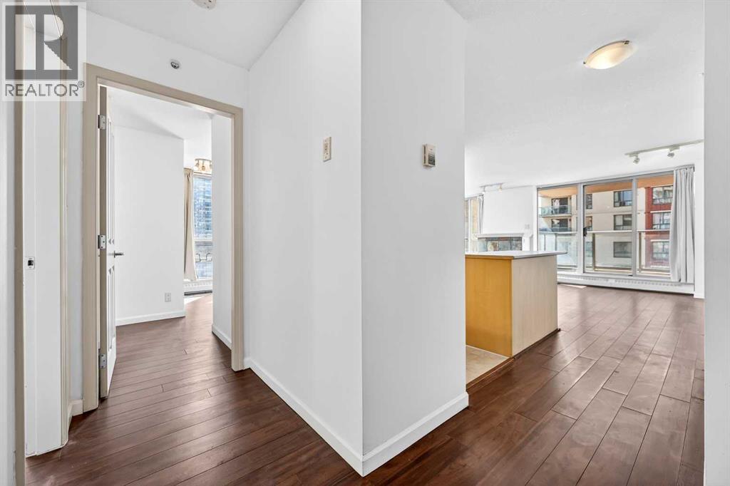 #1301 650 10 Street SW - 28