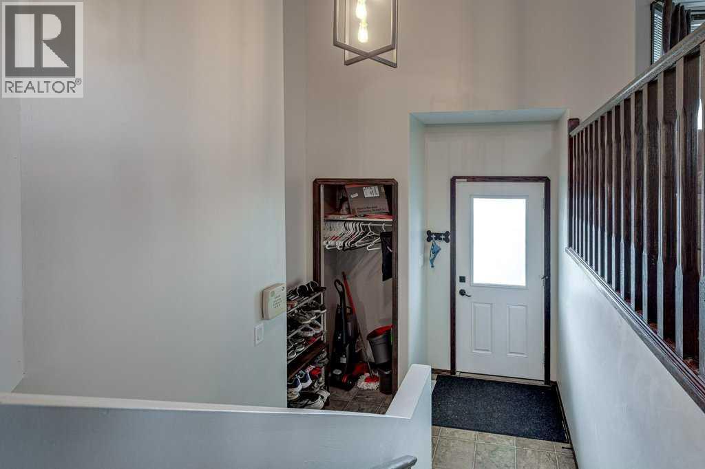 99 Iverson Close - photo 3