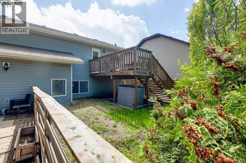 99 Iverson Close — photo 28