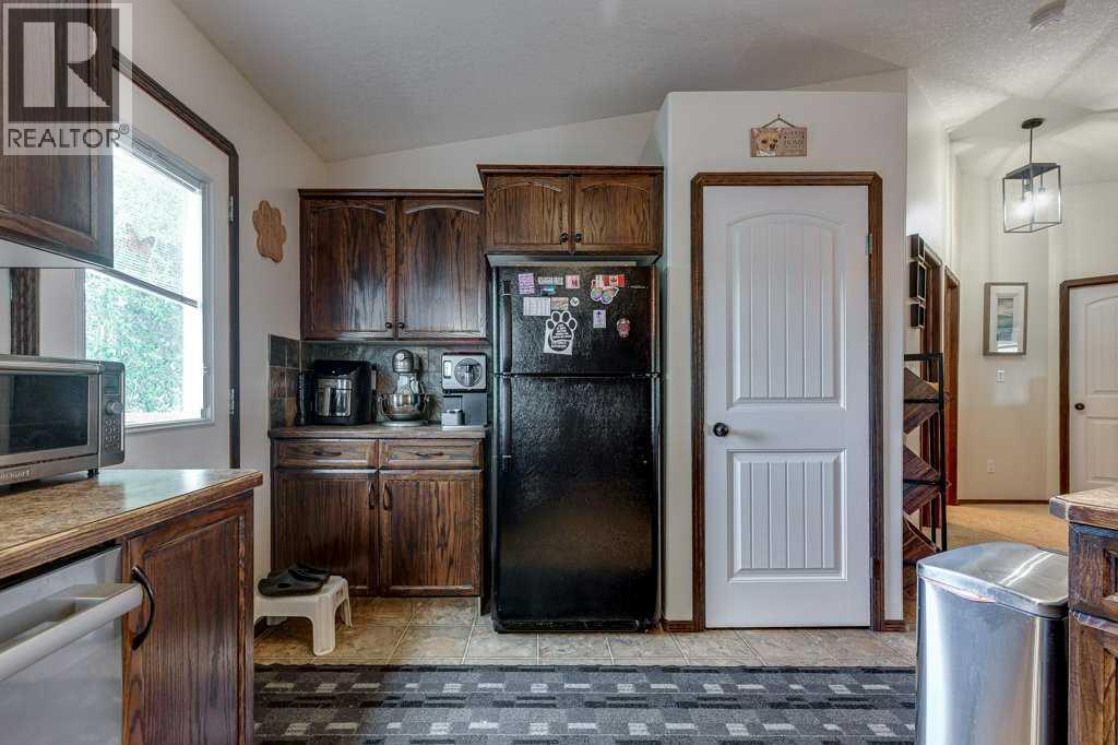 99 Iverson Close — photo 14