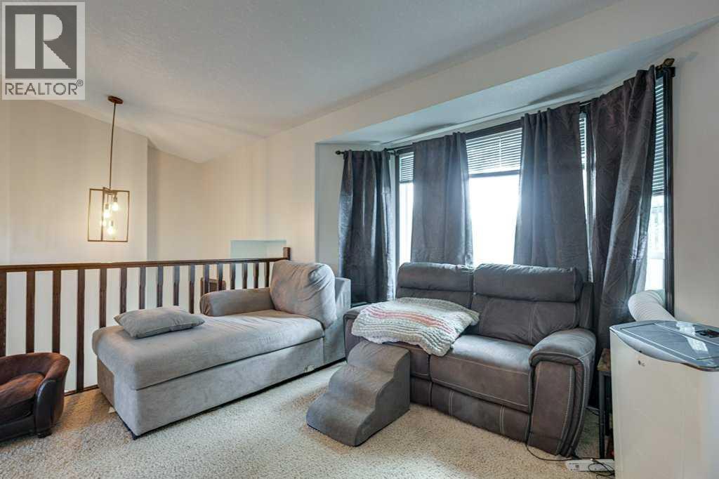 99 Iverson Close — photo 6