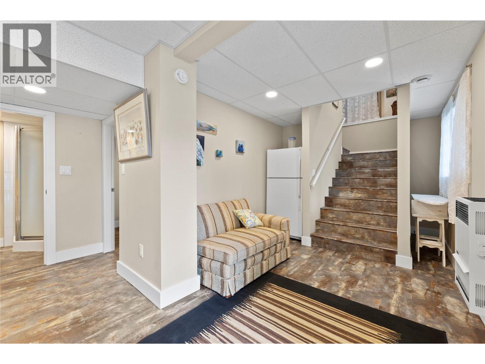 #55 2932 Buckley Road - 36
