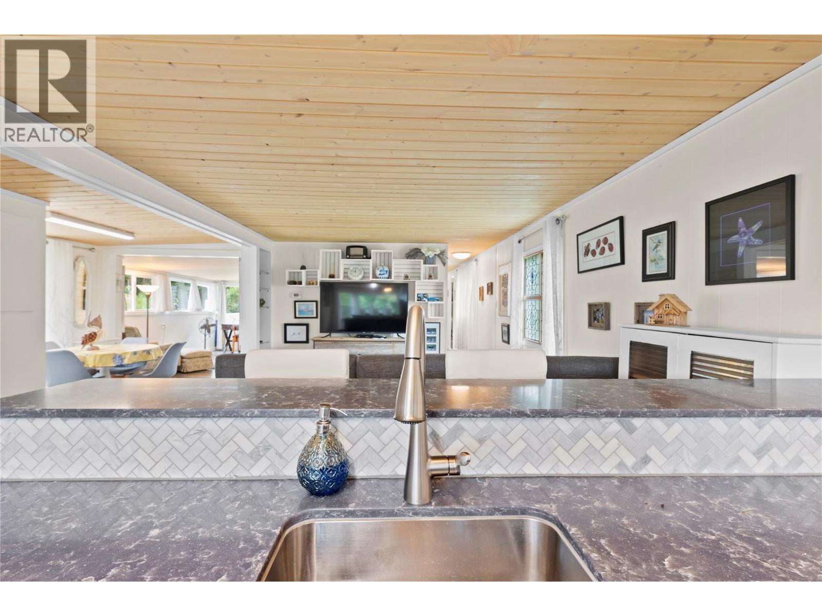 #55 2932 Buckley Road - 16