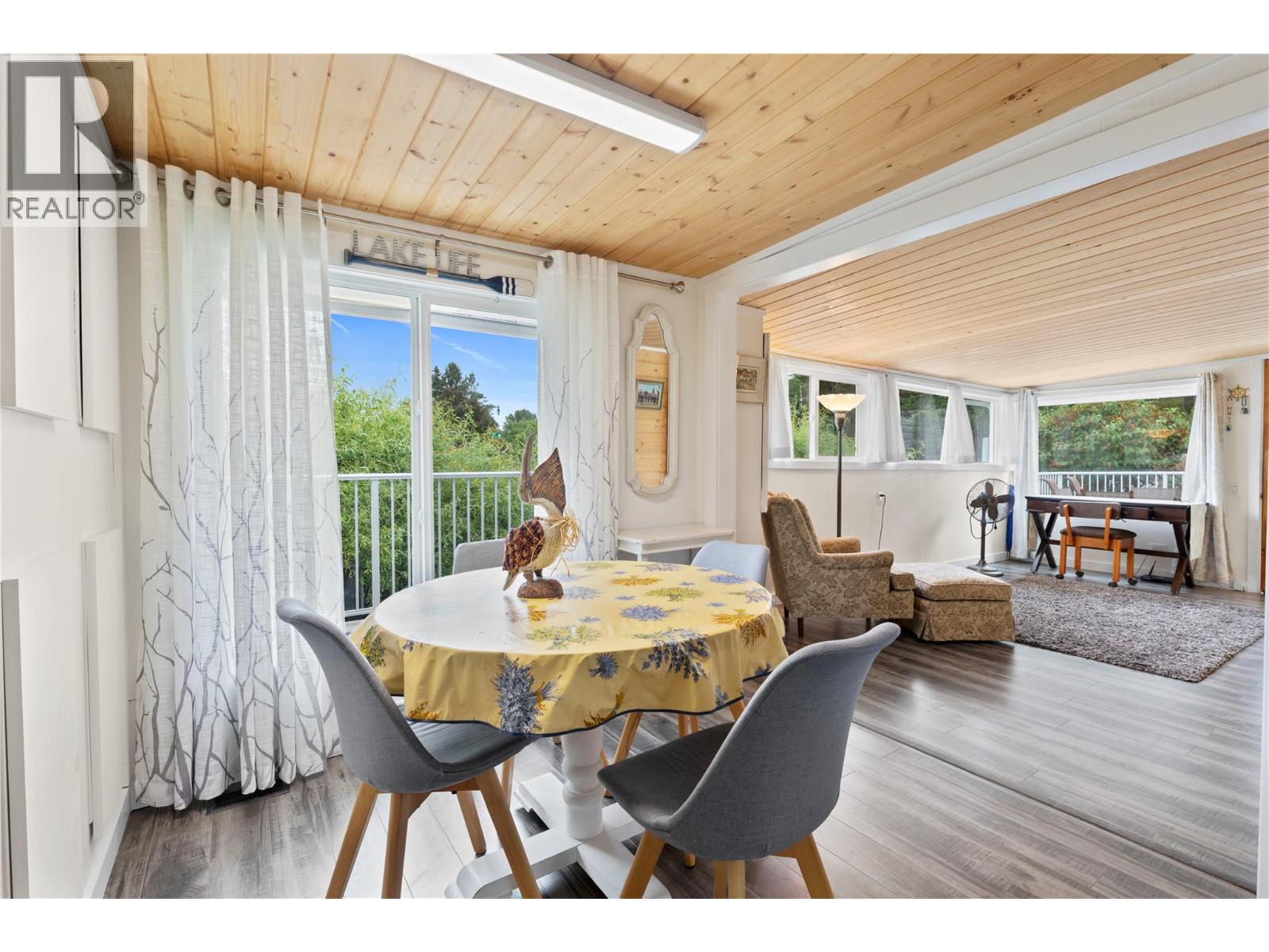 #55 2932 Buckley Road - 22