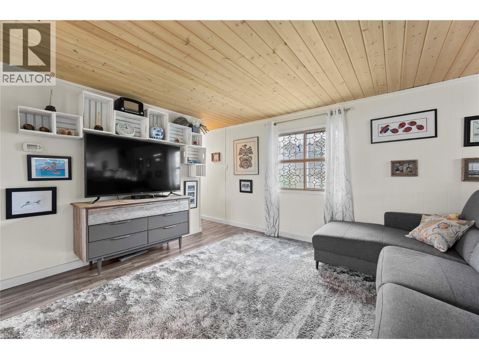 #55 2932 Buckley Road - 19