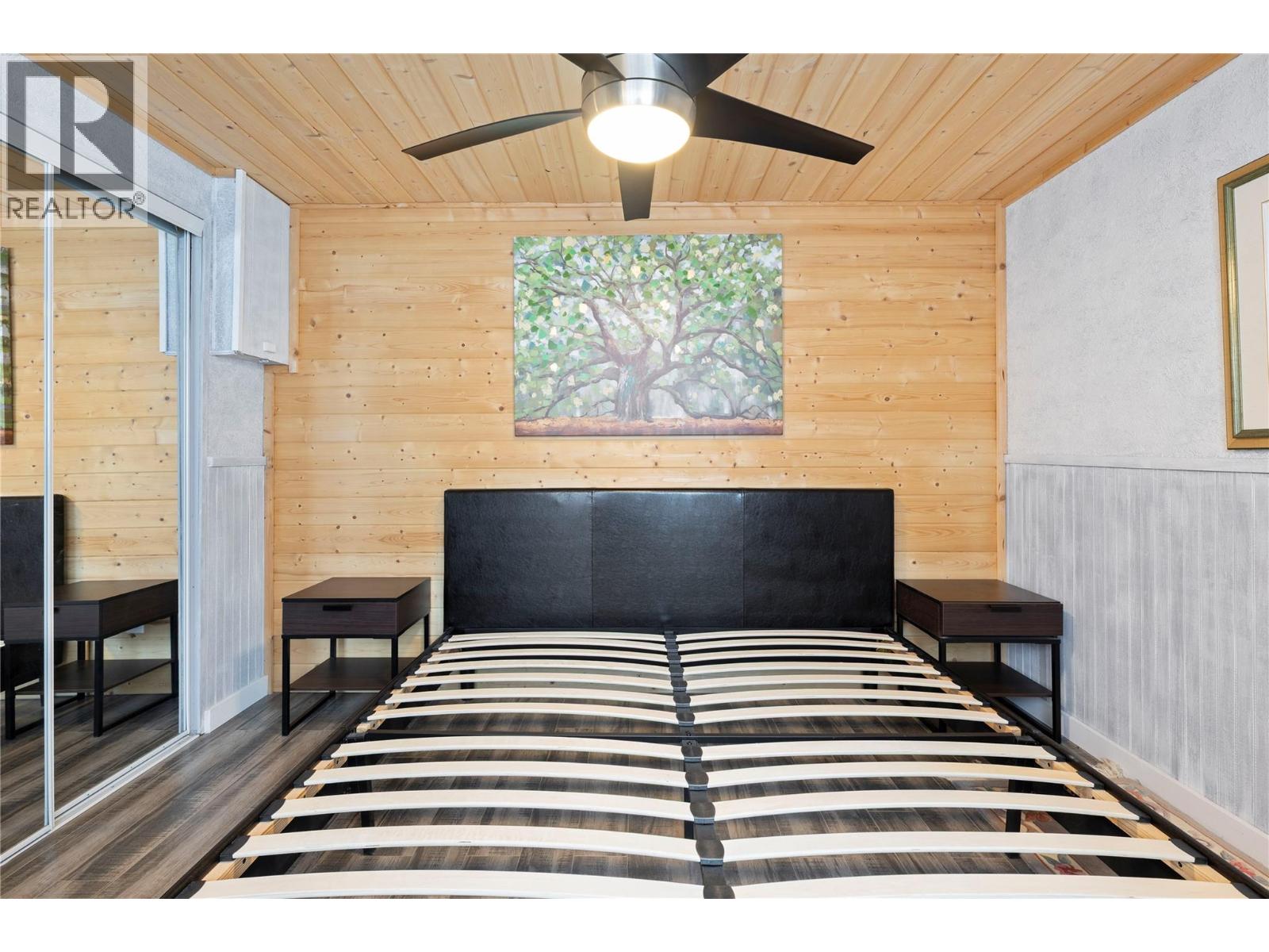 #55 2932 Buckley Road - 25