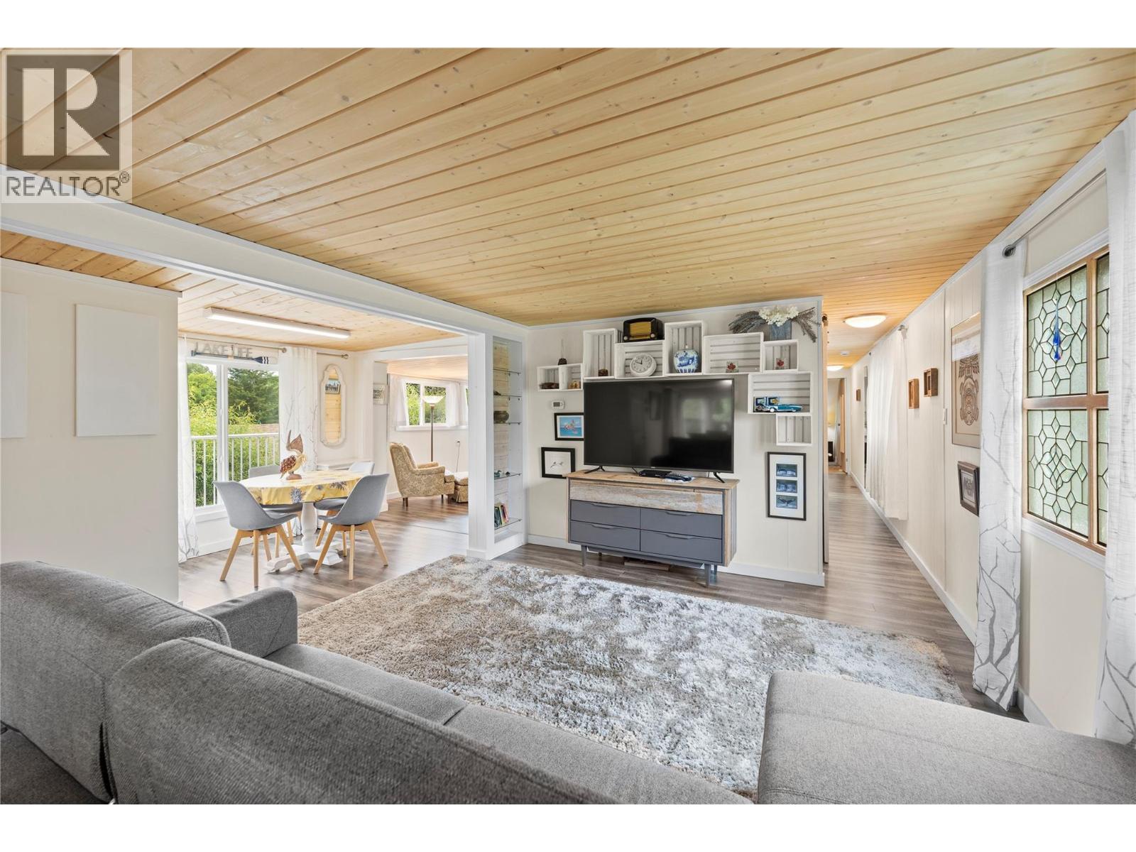#55 2932 Buckley Road - 18
