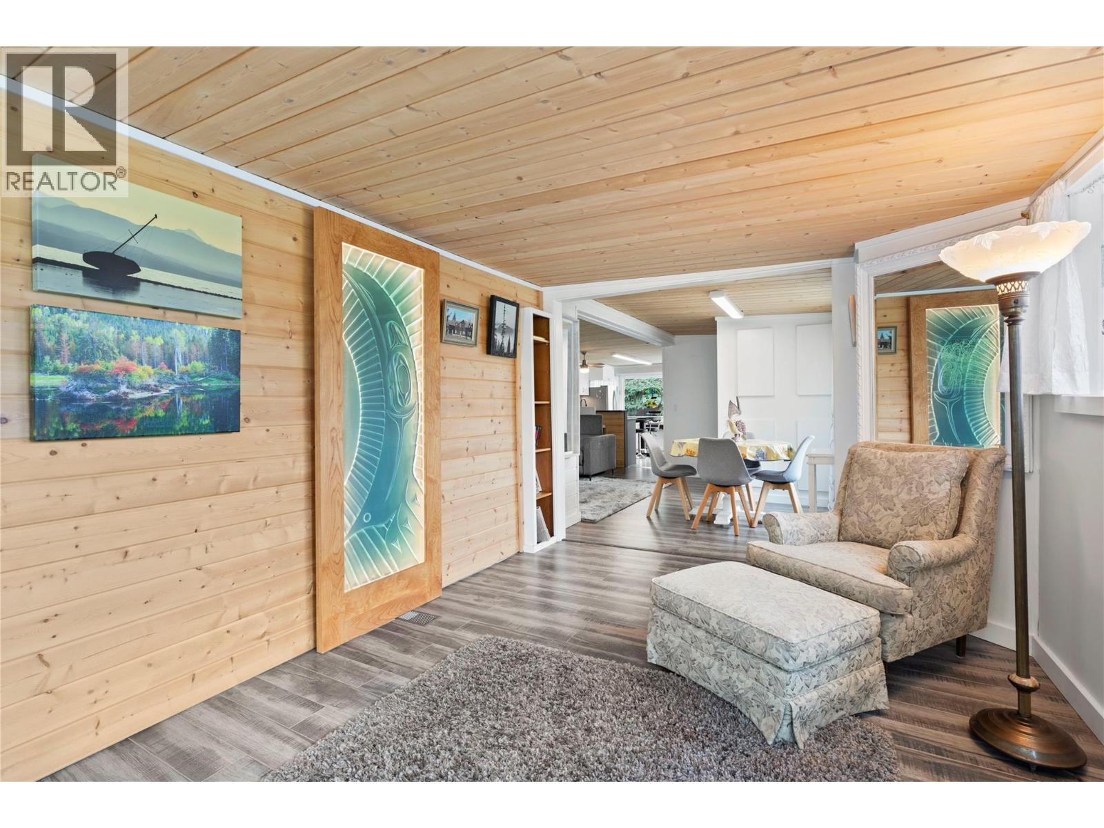 #55 2932 Buckley Road - 24