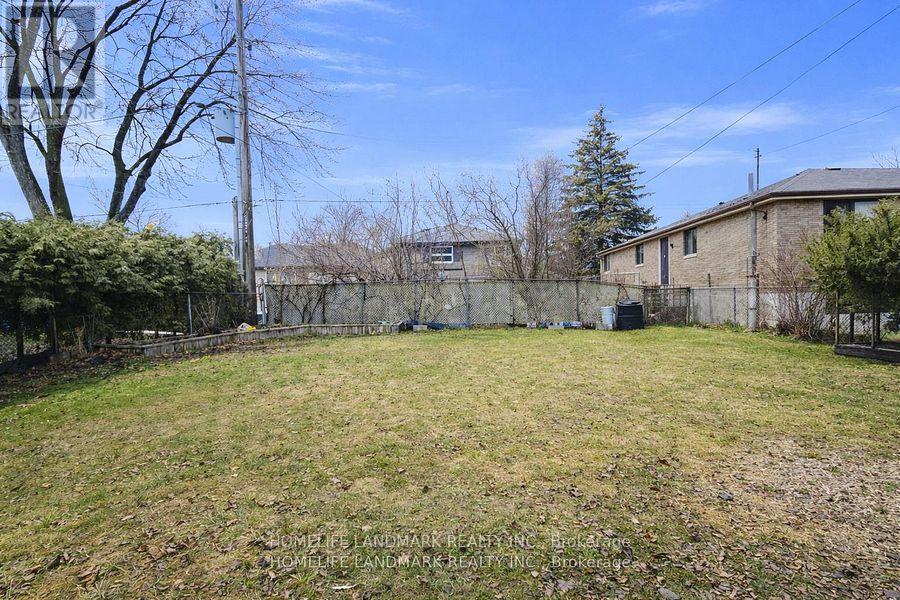 7 BURTONWOOD CRESCENT - 15