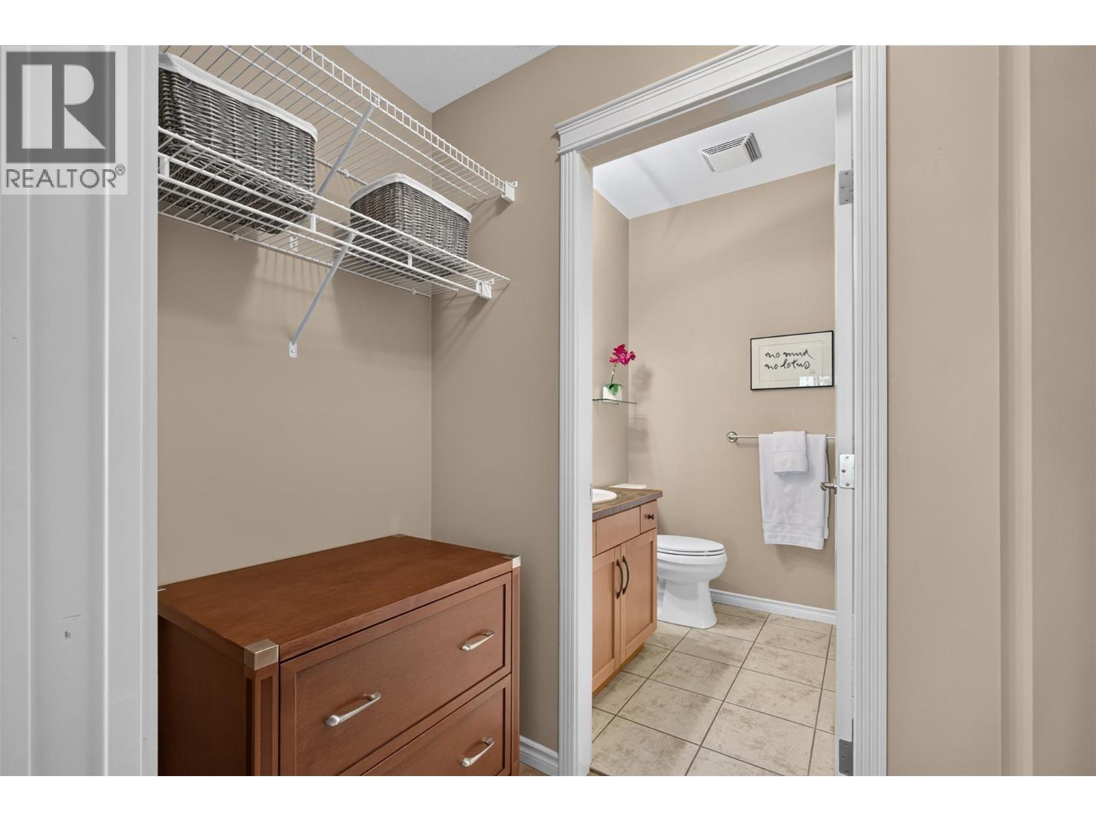 5 1798 Olympus Way, West Kelowna