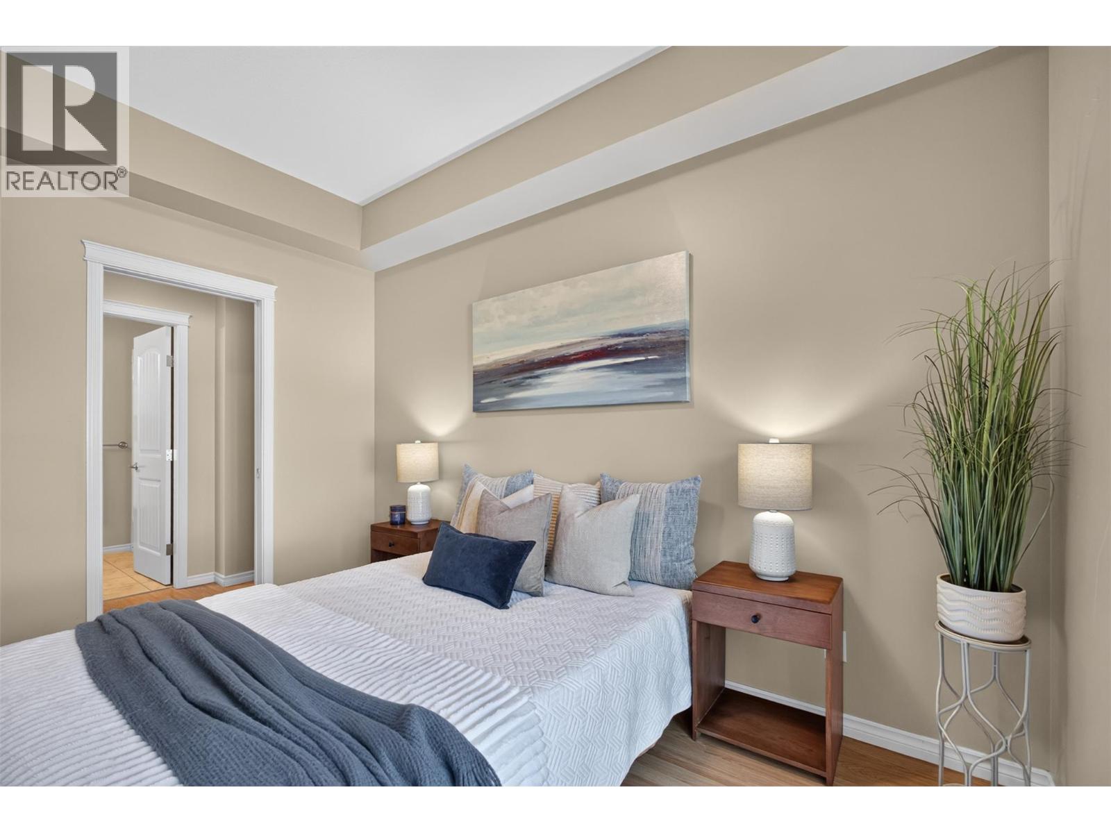 5 1798 Olympus Way, West Kelowna
