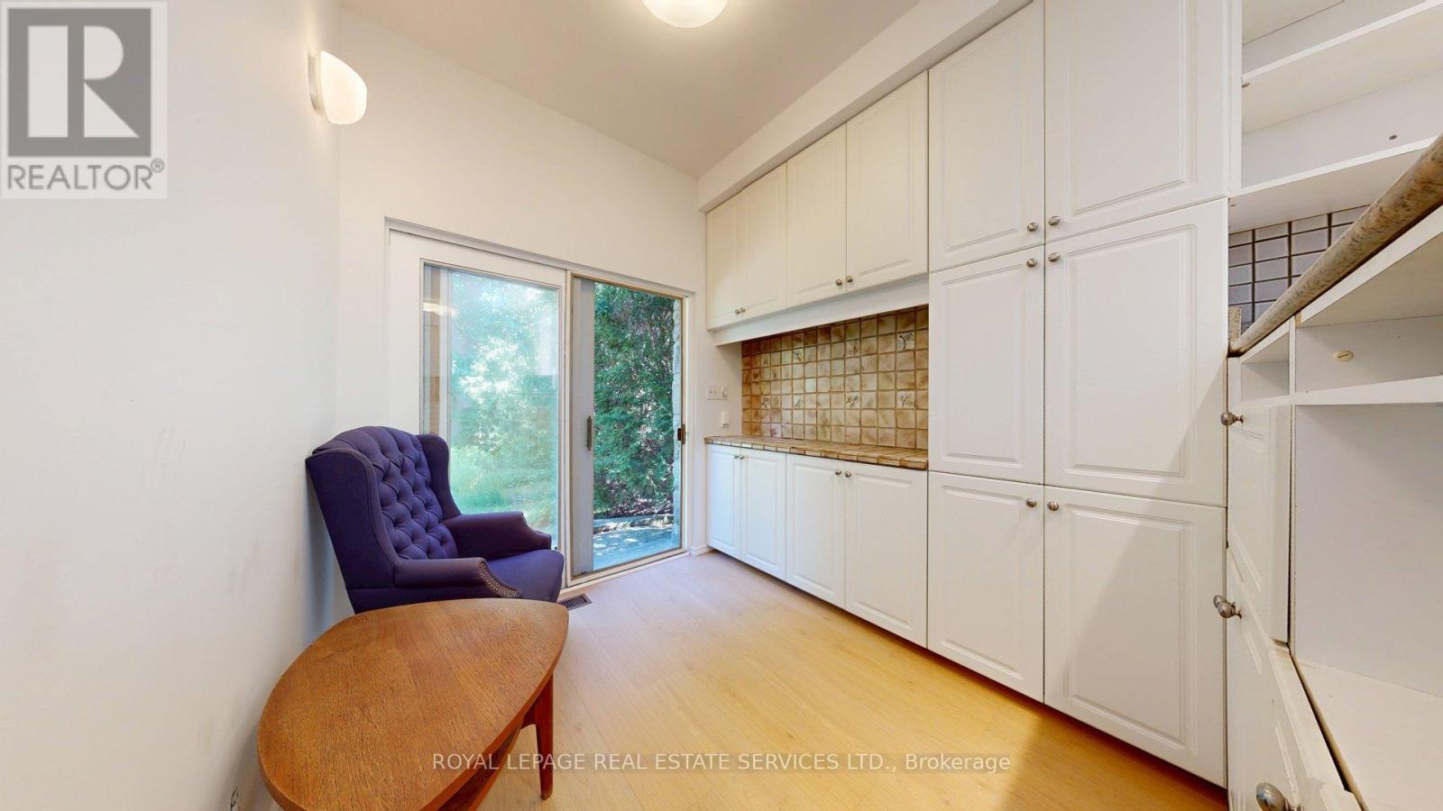 31 BURNHAMTHORPE PARK BOULEVARD - 17