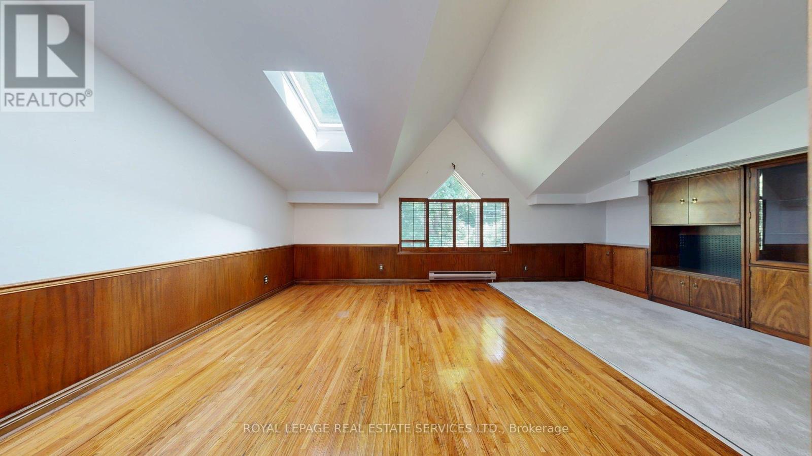 31 BURNHAMTHORPE PARK BOULEVARD - 28