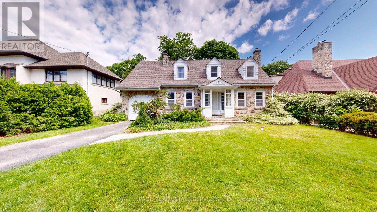 31 BURNHAMTHORPE PARK BOULEVARD - 2