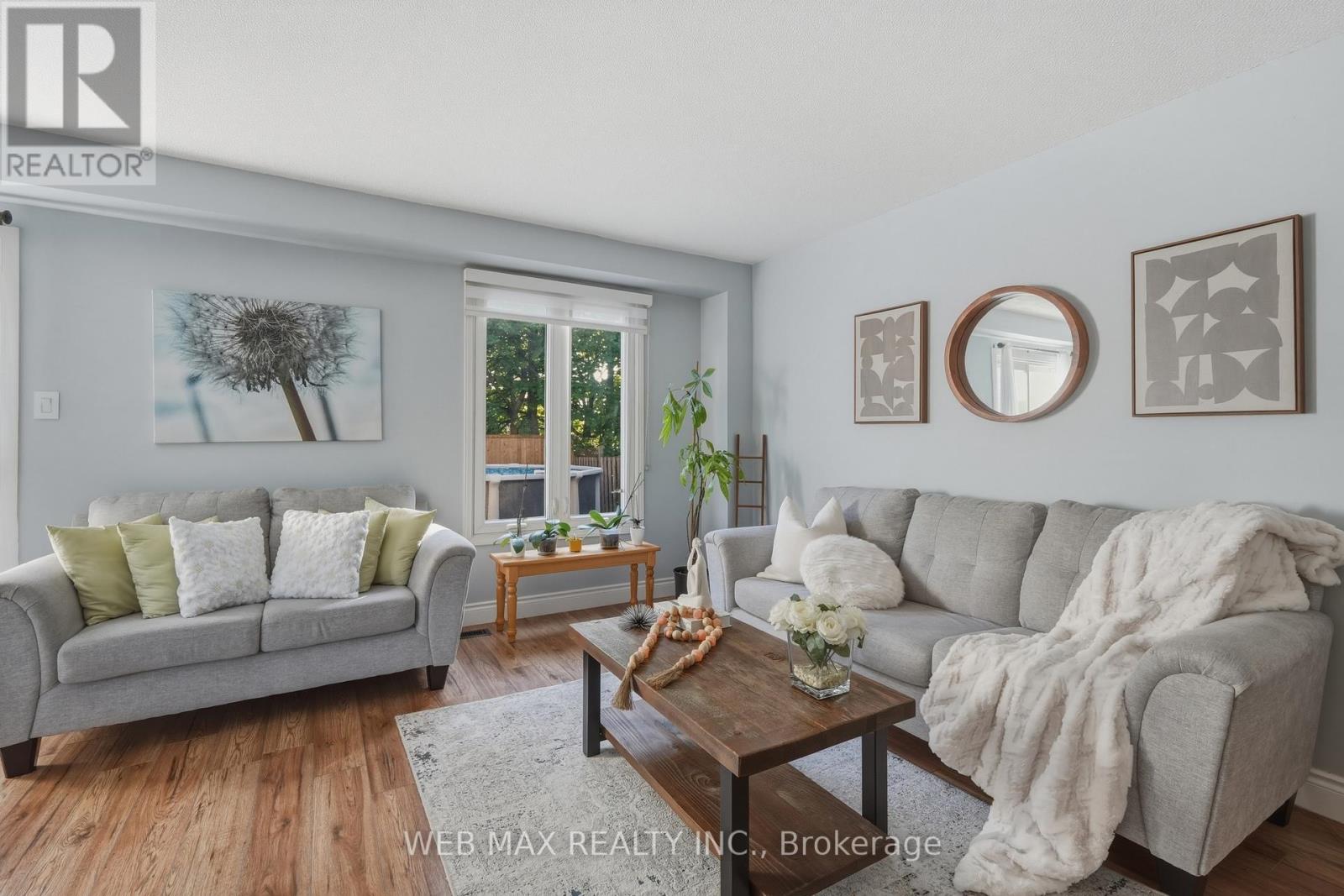 58 CASSANDER CRESCENT - 18