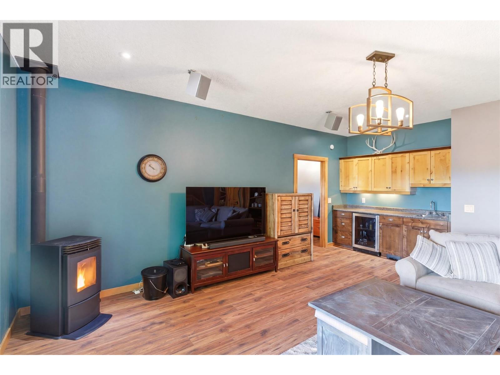  7080 Sun Valley Road, Kelowna