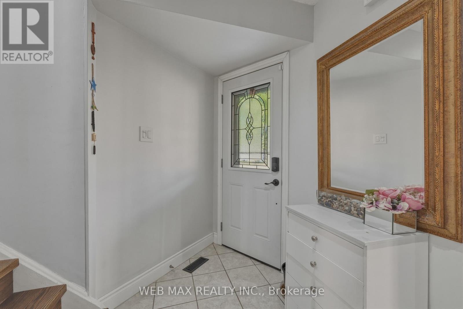 58 CASSANDER CRESCENT - 5