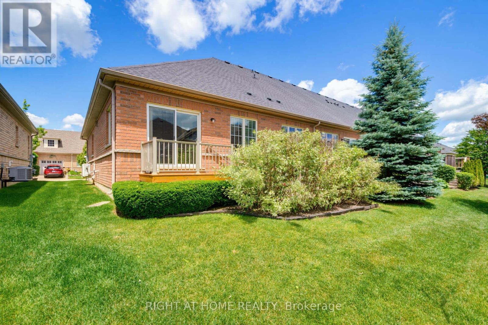 39 LACORRA WAY - 21