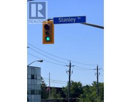 2724 Jane Street, Toronto, ON M3L2N1 Photo 21