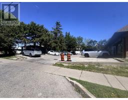 2724 Jane Street, Toronto, ON M3L2N1 Photo 22