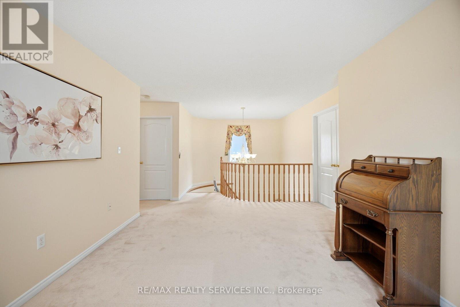 93 SECLUSION CRESCENT - 22