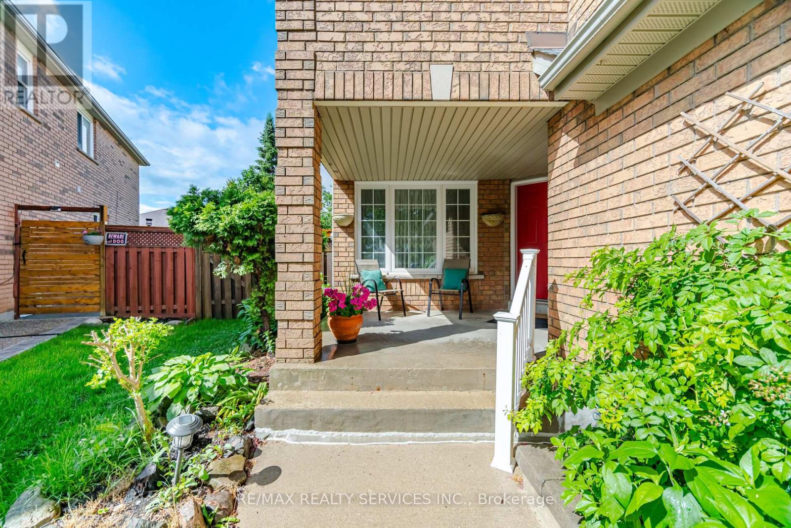 93 SECLUSION CRESCENT - 3